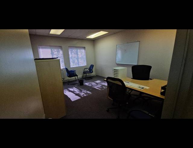 BUSINESS PROPERTY TO RENT IN VORNA VALLEY